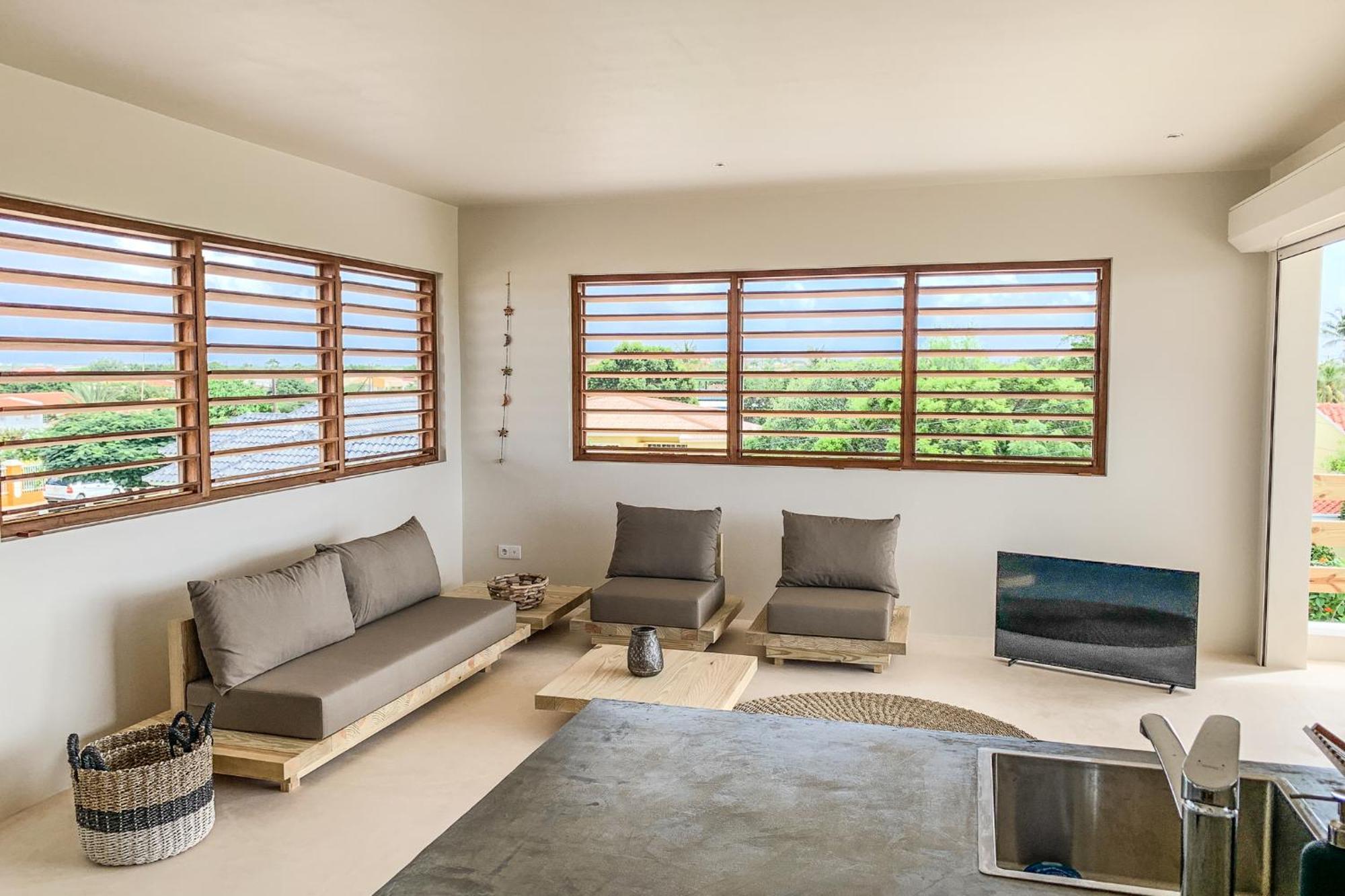 Isla Penthouse & Garden Apartments Bonaire คราเลนไดค์ ภายนอก รูปภาพ