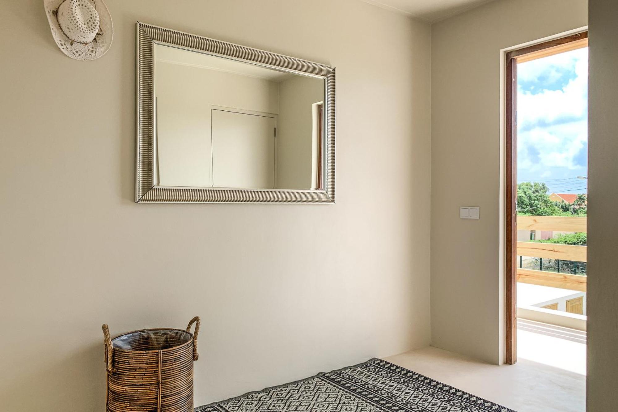 Isla Penthouse & Garden Apartments Bonaire คราเลนไดค์ ภายนอก รูปภาพ