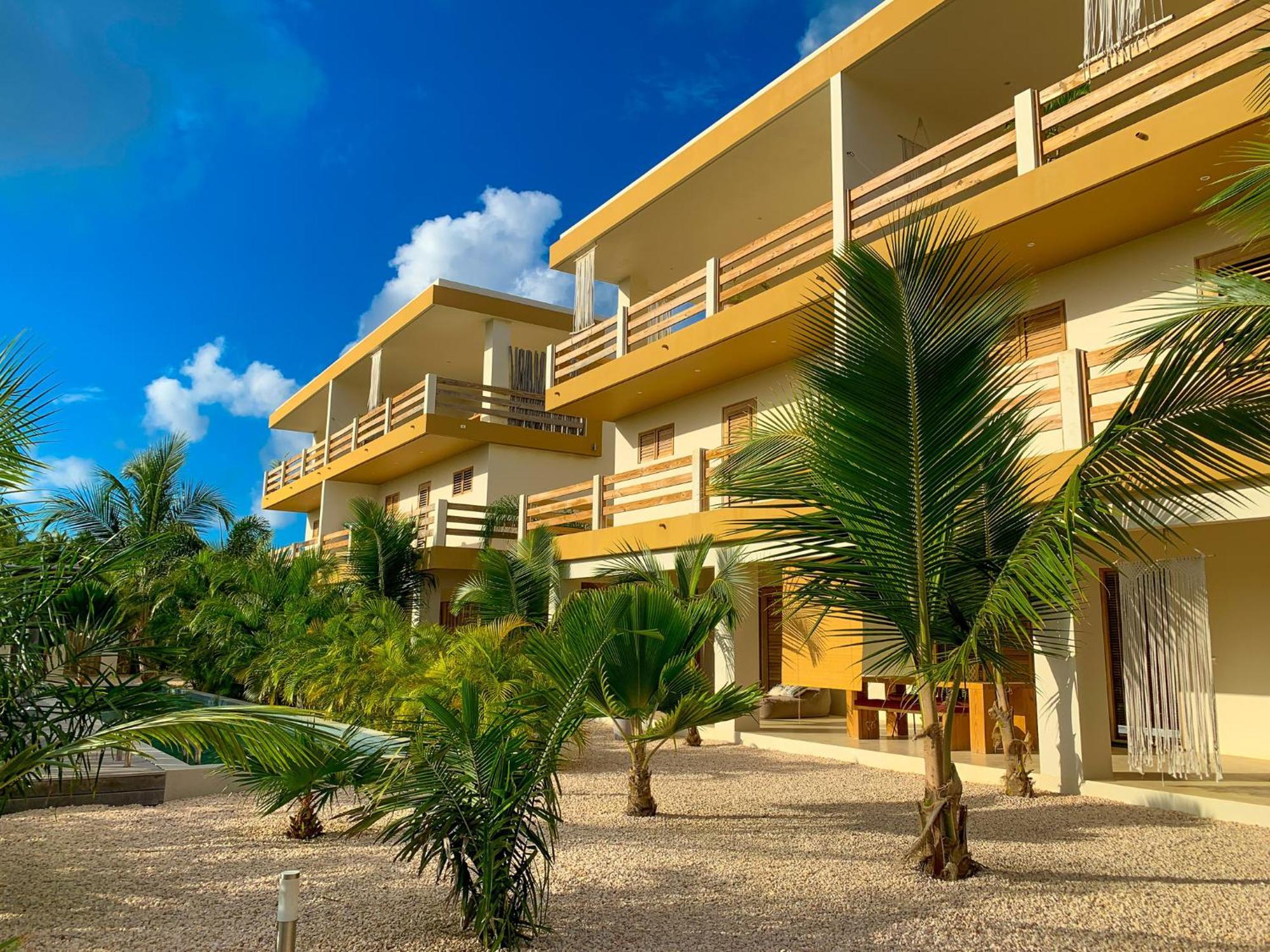 Isla Penthouse & Garden Apartments Bonaire คราเลนไดค์ ภายนอก รูปภาพ